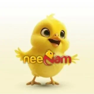 La mascotte du couvoir Neenam est un poussin jaune sur lequel est affiché le nom du couvoir. Le poussin est joyeux, vif, rigoureux, sain, et prêt à démarrer à la ferme.