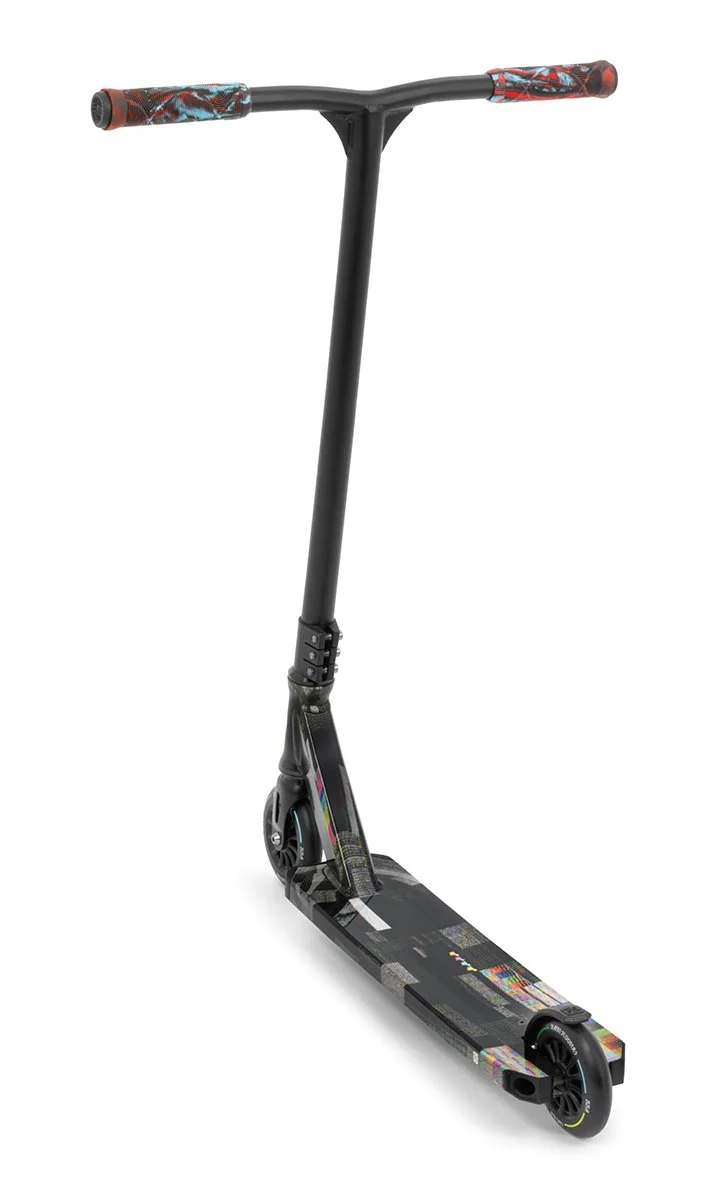 SL2300 Slamm Scooters Mischief Glitch Back.jpg