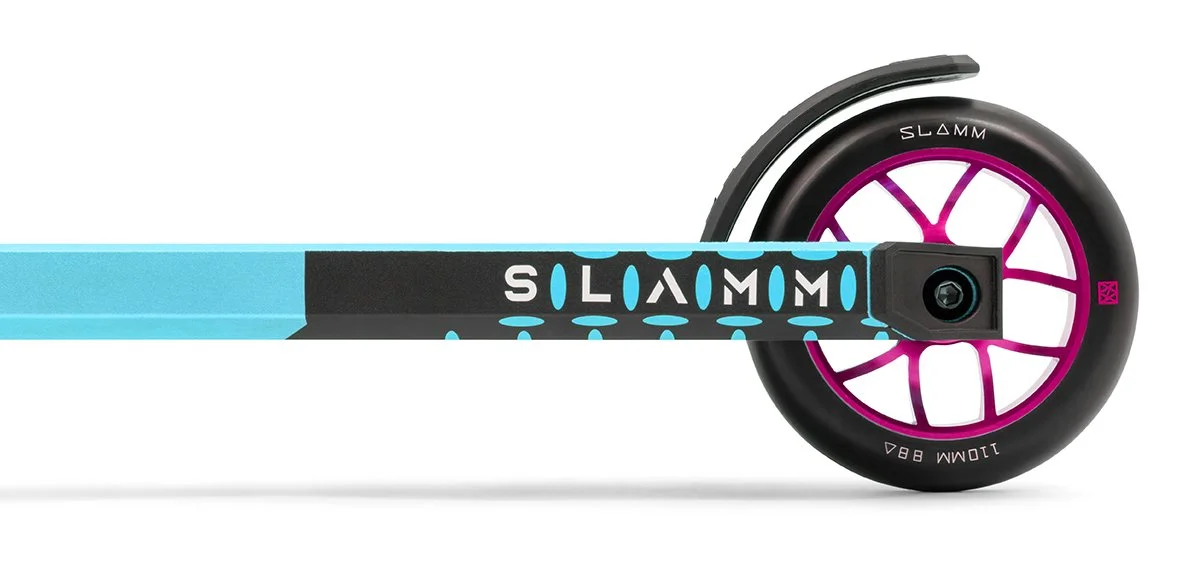 SL2500 Slamm Scooters Assault Blue Detail 3.jpg