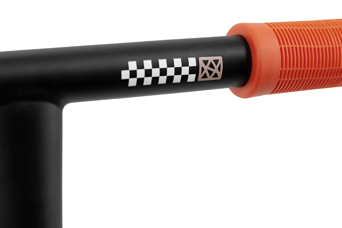 SL2550 Slamm Scooters Assault Pro Scooter Blue Detail 4.jpg