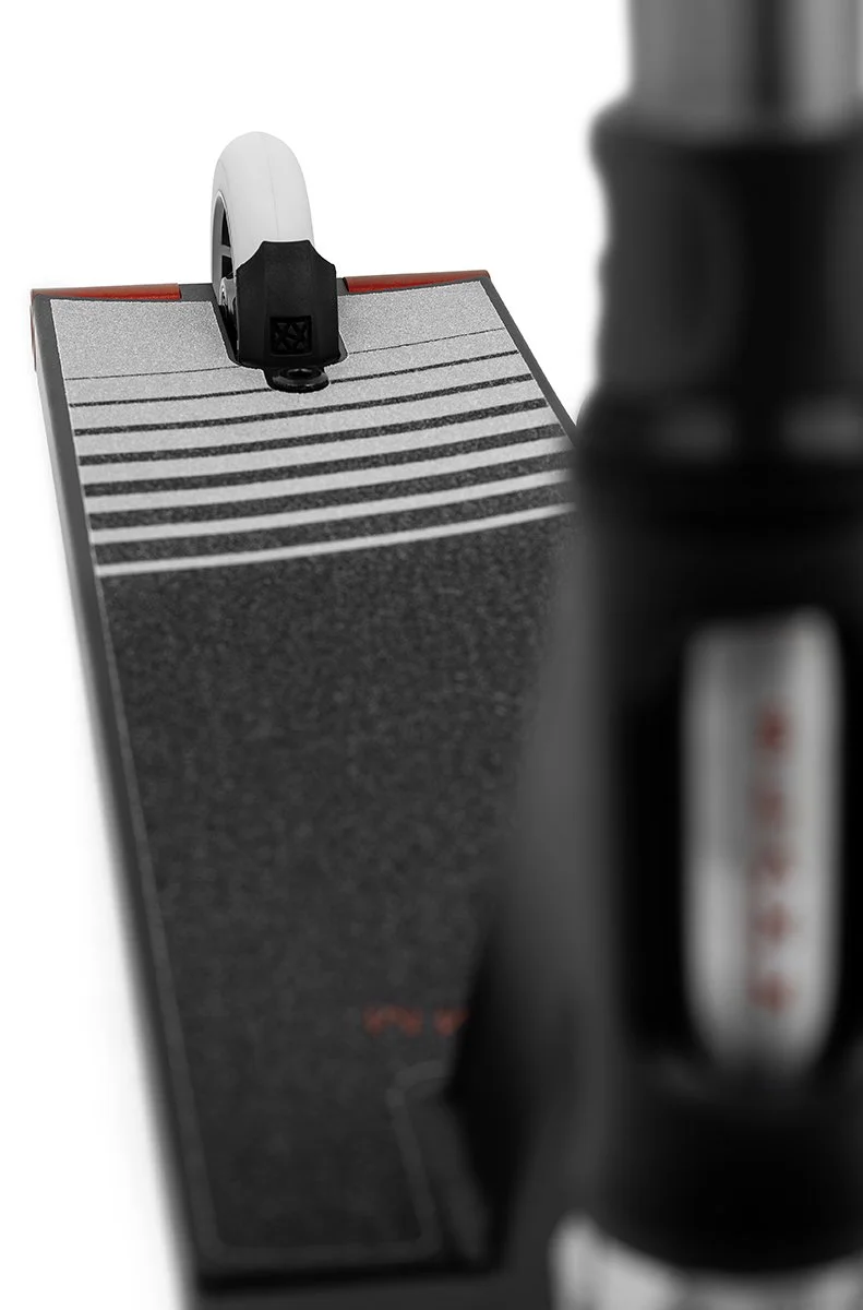 SL2750 Slamm Scooters Strobe Pro Scooter Black Silver Detail 1.jpg