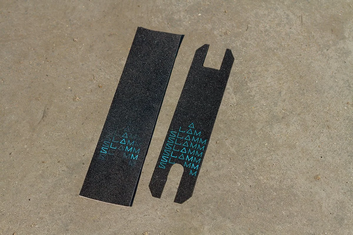 SL588 Slamm Grip Tape Pyramid PROMO 02.jpg