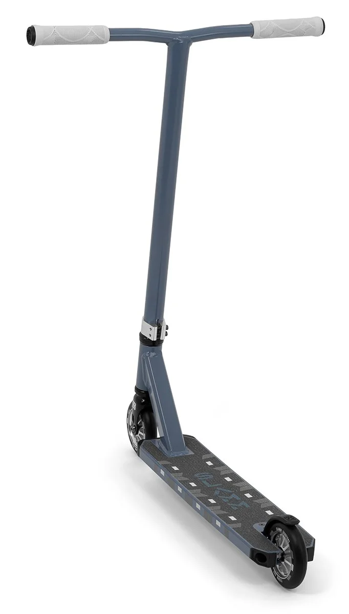 SL2150 Slamm Scooters Classic Pro Scooter Blue Silver Back.jpg