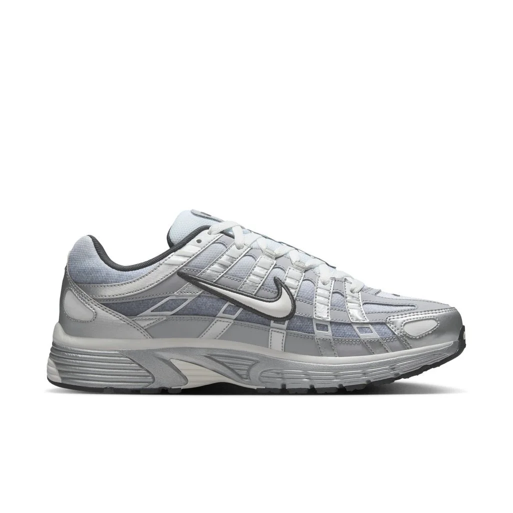 Nike_P-6000_Metallic_Silver_Summit_White-Wolf_Grey_Inner.jpg