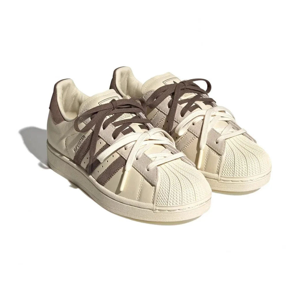 AdidasSuperstarIiXMolly-MaeLatte-5_8dcc65f0-7ac4-4f64-918e-5e87b6b8873d.webp