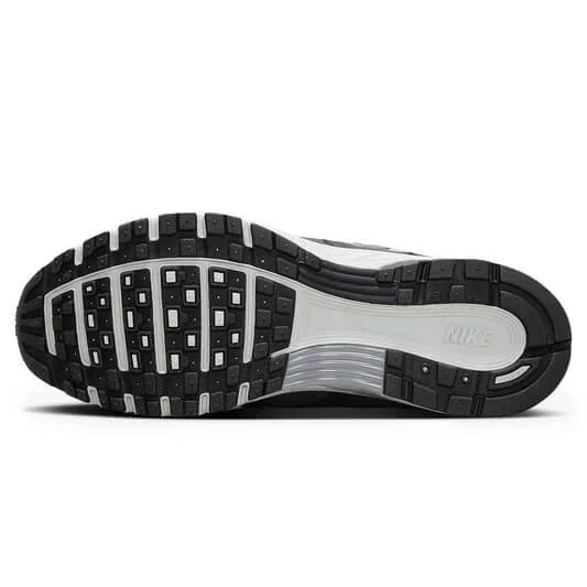 nike-p-6000-premium-anthracite-smoke-grey-hq3818-001-sole.jpg