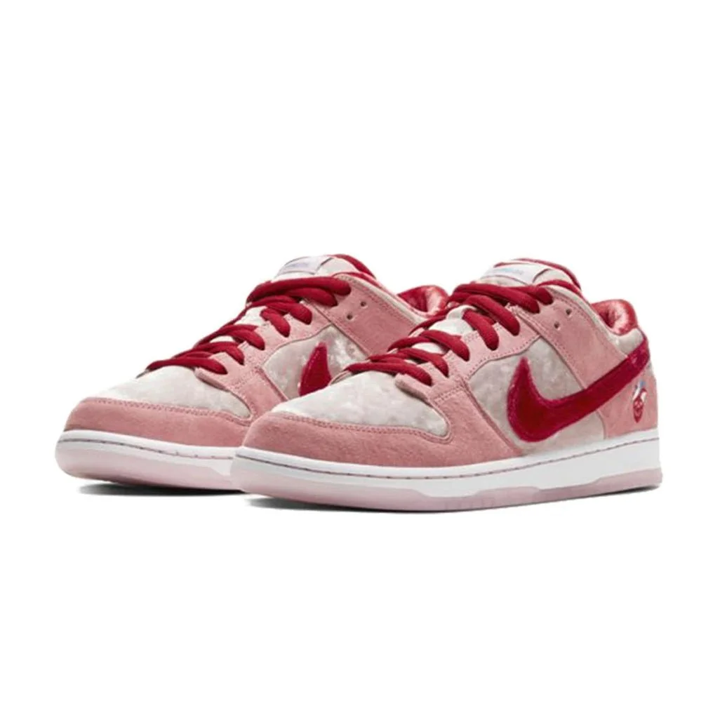 nike-sb-dunk-low-strangelove-3.webp