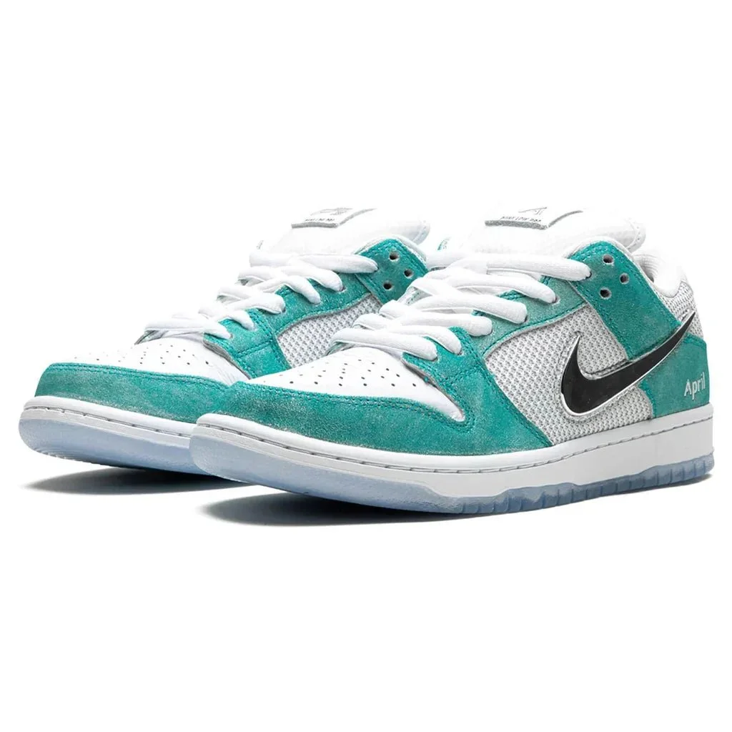 nike-dunk-sb-low-april-skateboards-turbo-green-fd2562-400_2_5bfdff68-73fa-44d1-b517-e8460d5b5c1b.webp