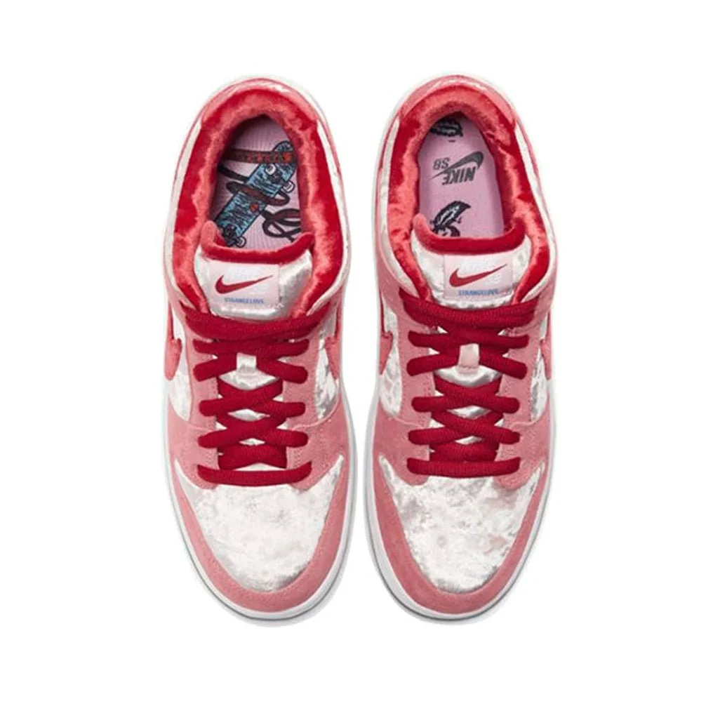 nike-sb-dunk-low-strangelove-4.webp
