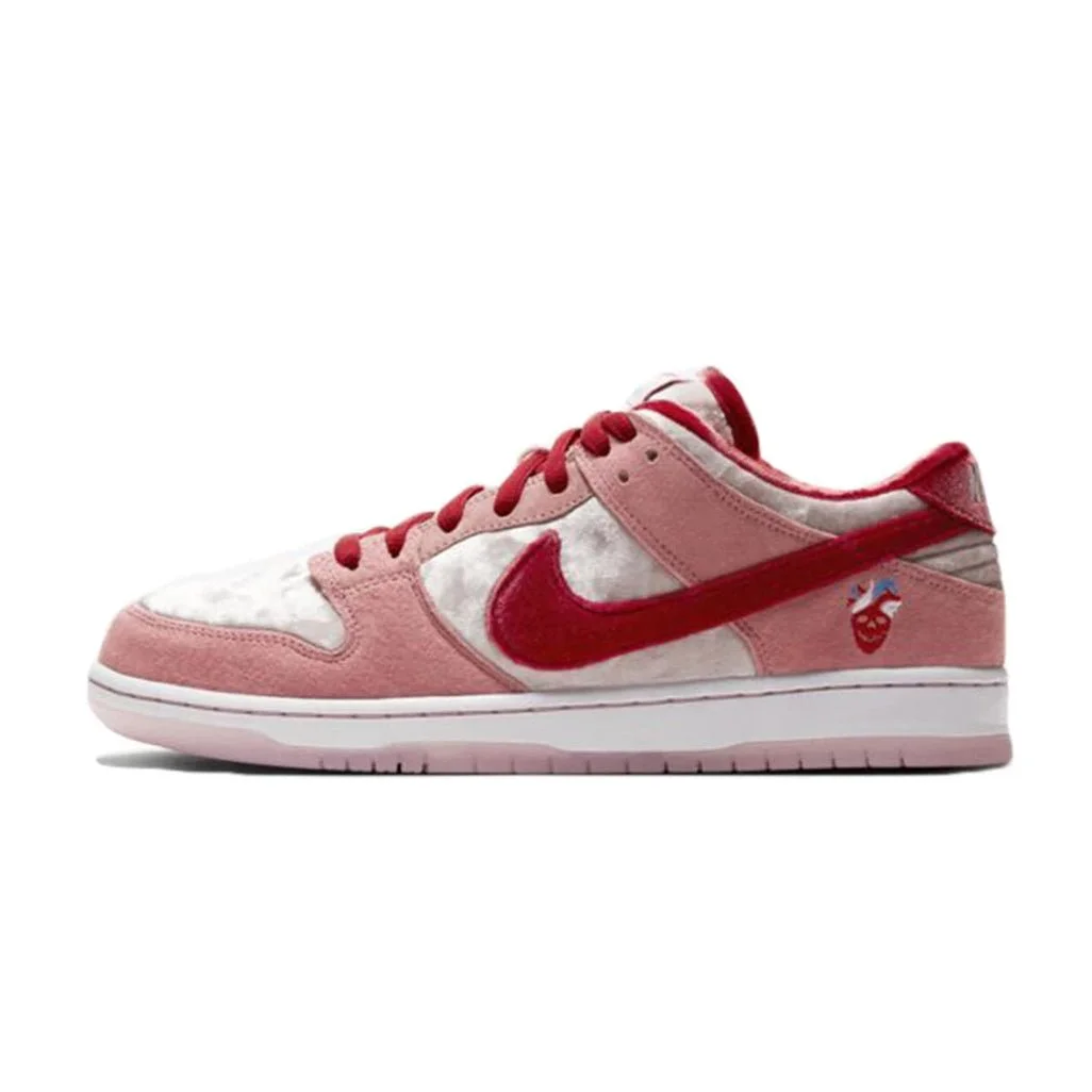 nike-sb-dunk-low-strangelove-1.webp