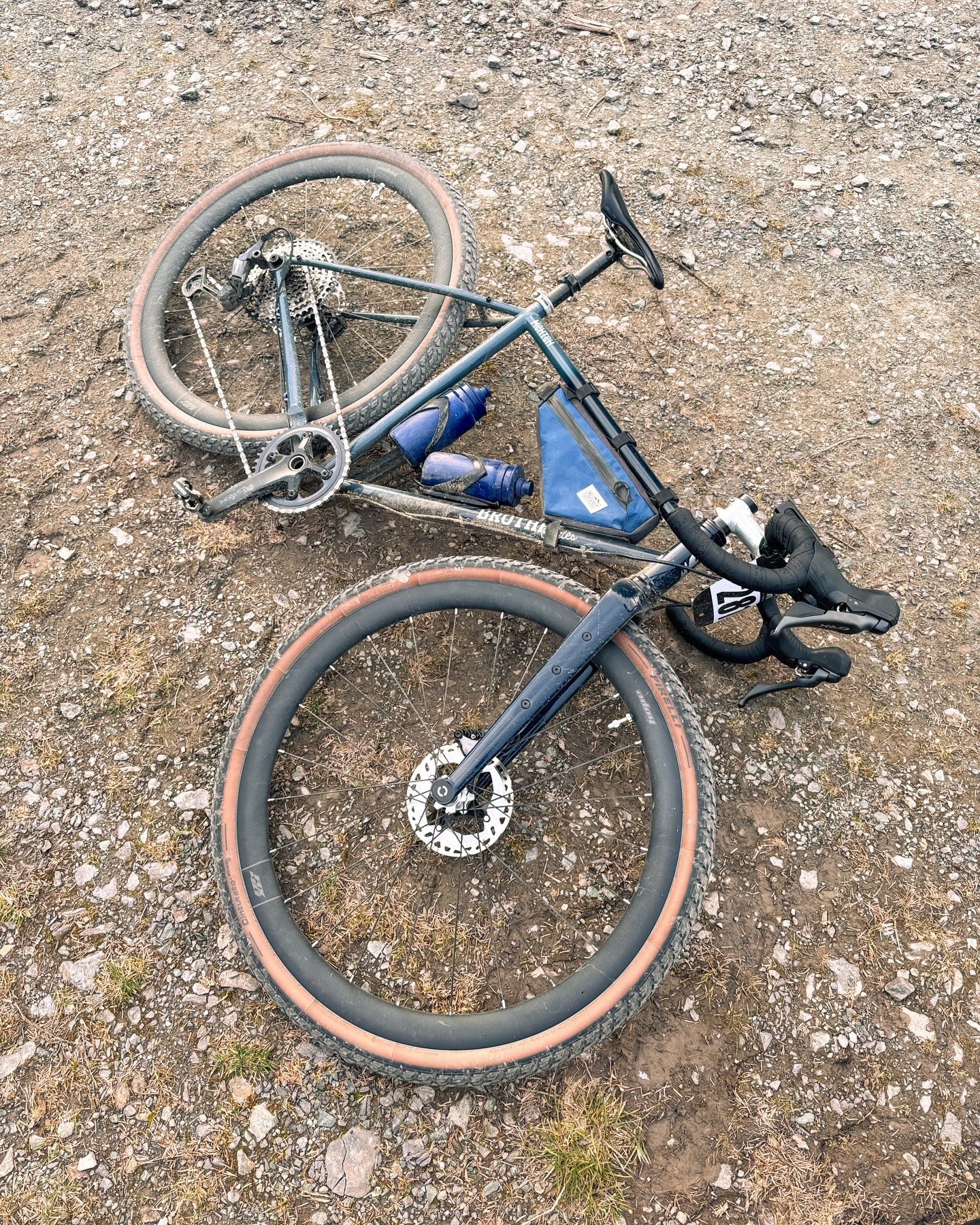 Mini frame bag put to the test at the @gravelfoyle_events G10!

.
.

#cragfastgear #madeinscotland #custombikebags #gravelscotland #gravelfoyle