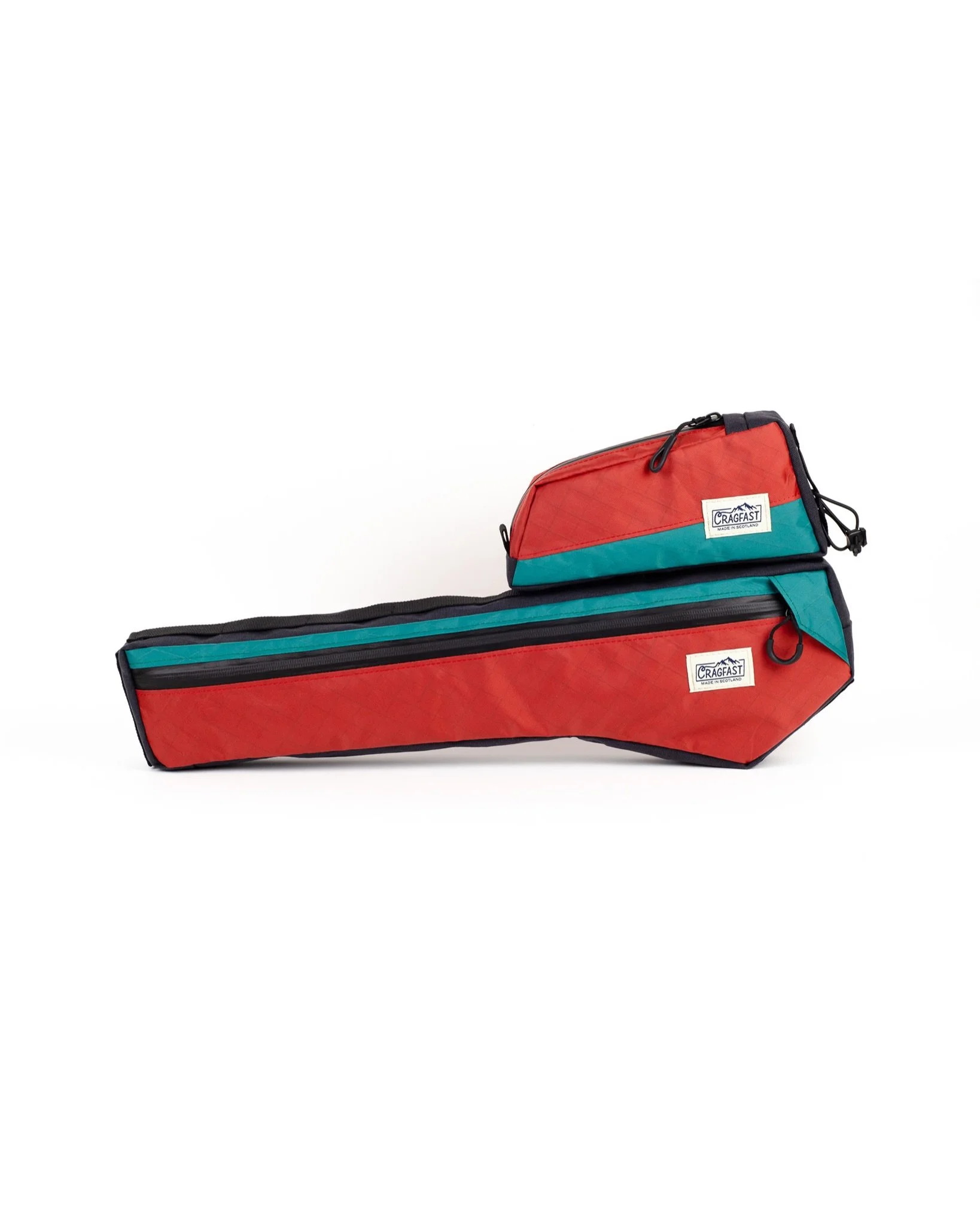 Custom frame bag set for @gravelgav ready to take on the @grallochgravel next week 🔥

X-Pac VX21 / X11 / ECOPAK EPX200

#cragfastgear #custombikebags #bikepackingbags #scottishgravel #madeinscotland