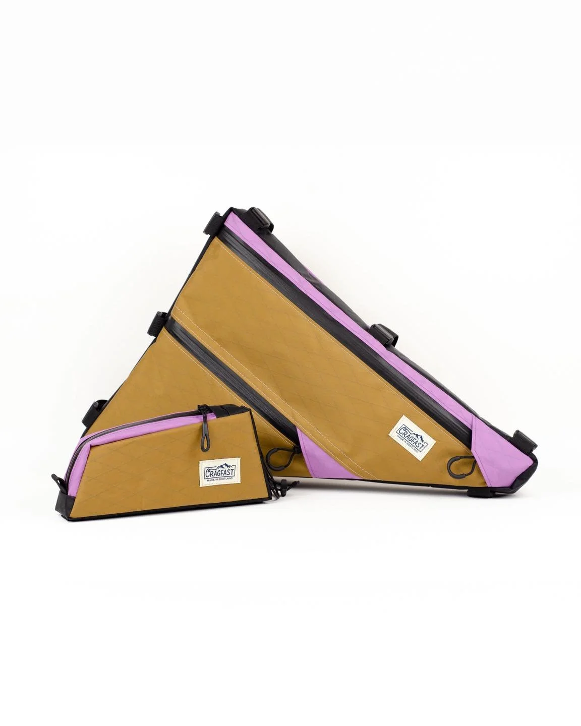 Custom full frame bag and top tube bag for Fairlight Secan 3.0.

X-Pac VX21
Coyote Brown / Mulberry

Plenty of cool features on this one including tent pole straps, removable divider and large flat pocket on non drive side with mesh pockets.

#cragfa