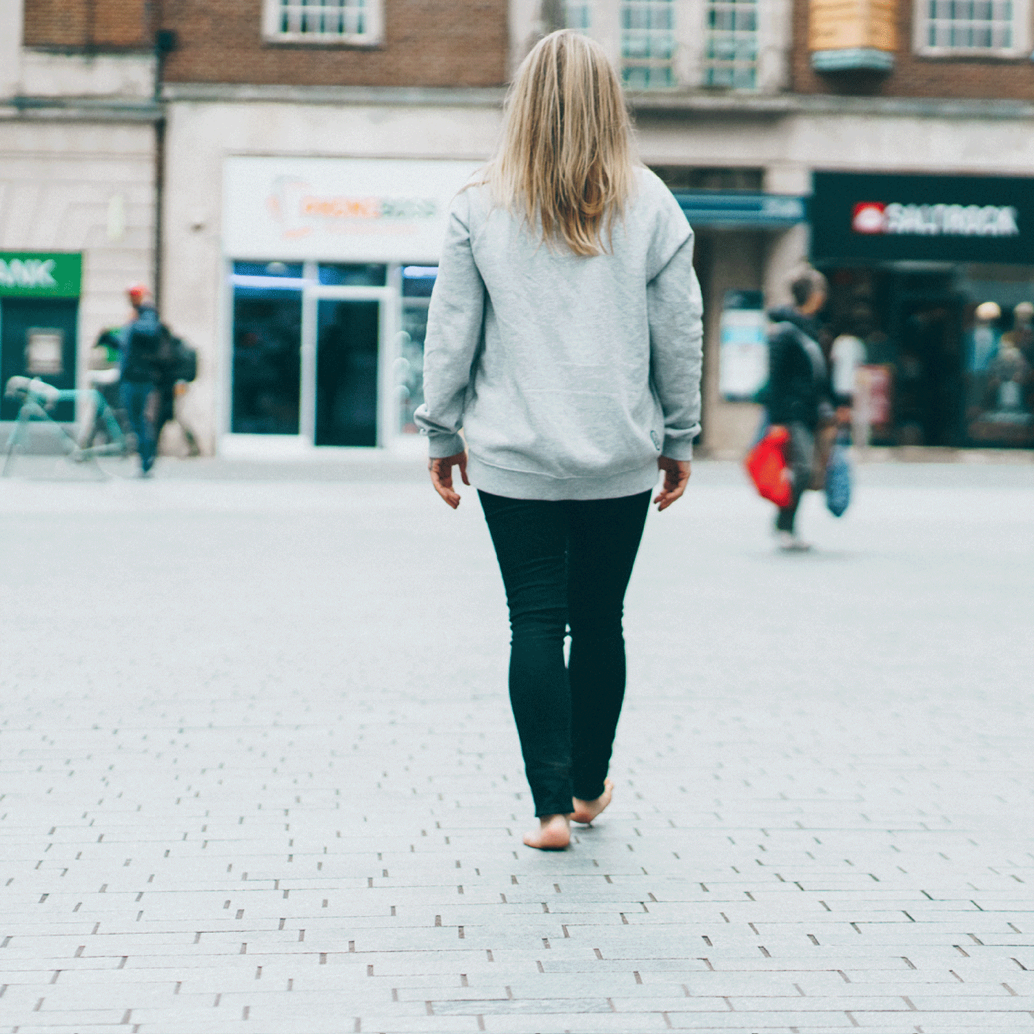 An image made up of 6 images of Abi Adams. Abi is smiling and doing different poses in each photo