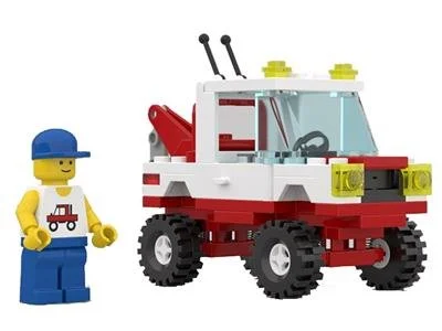 BRIX 0018 
Hook & Haul Tow Truck
Ages: 6+
Pcs: 52 
Build: 30 Mins
