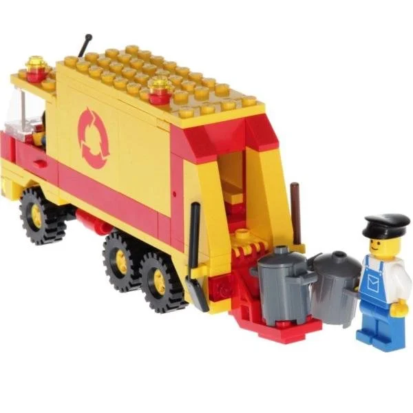 BRIX 0006 
Refuse / Recycle Truck
Ages: 6+
Pcs: 115 
Build: 30 - 60 Mins