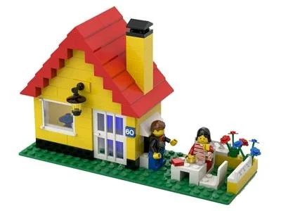 BRIX 0021 
Weekend Cottage
Ages: 6+
Pcs: 113
Build: 30 - 60 Mins 