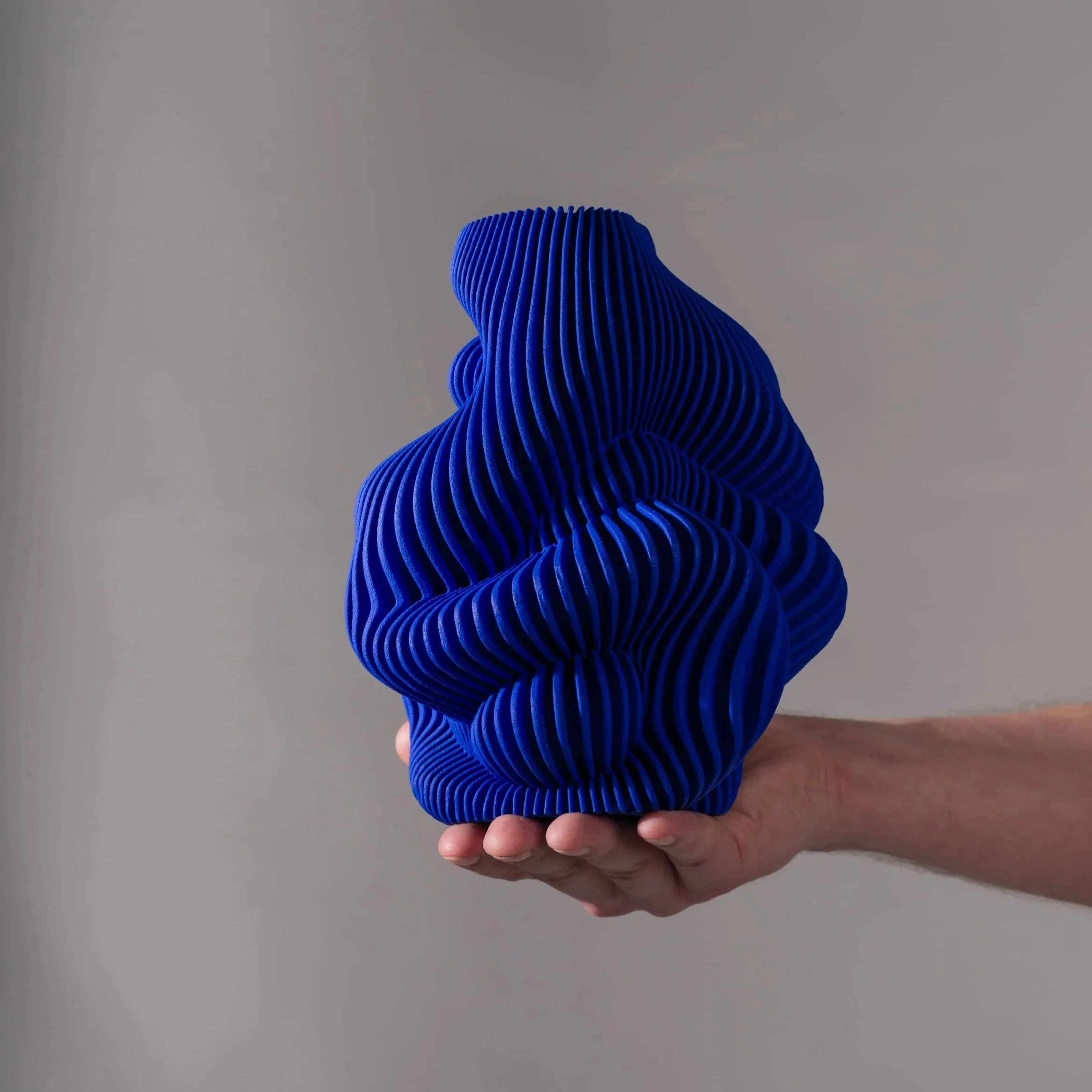Klein_Blue_Vase_2.png