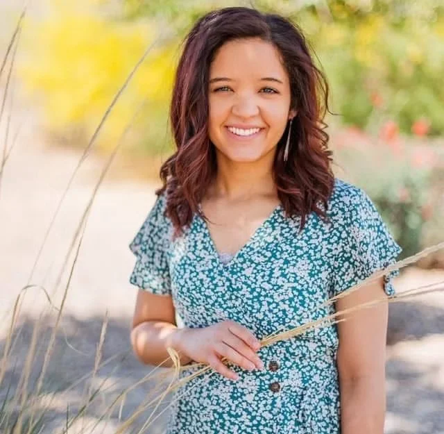 Jasmin Corral LAC, trauma and couples therapist at Inside Out Therapy and Consulting in Peoria Arizona