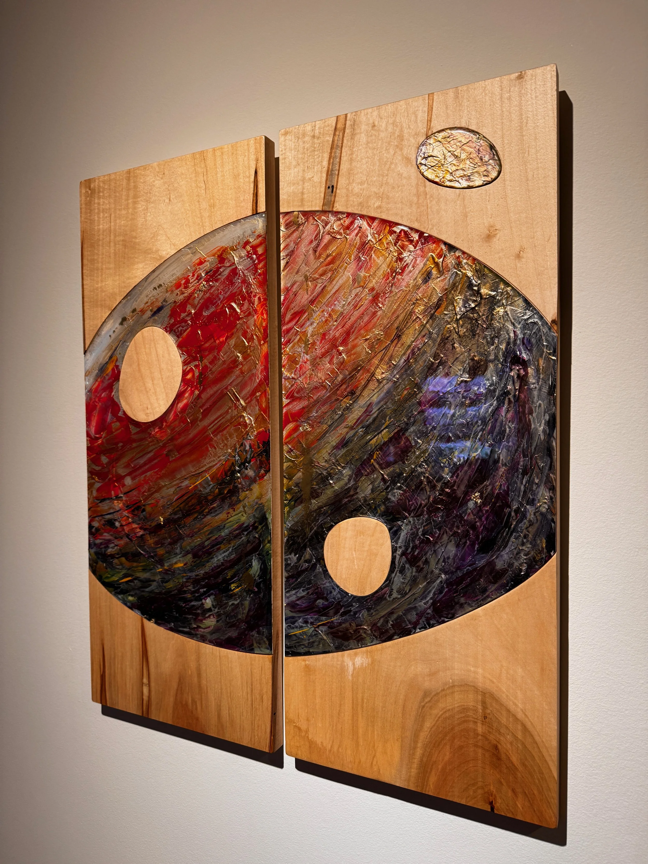 Dyptique « Cratères» 20 po X 24 po Érable, aluminium, acrylique et résine