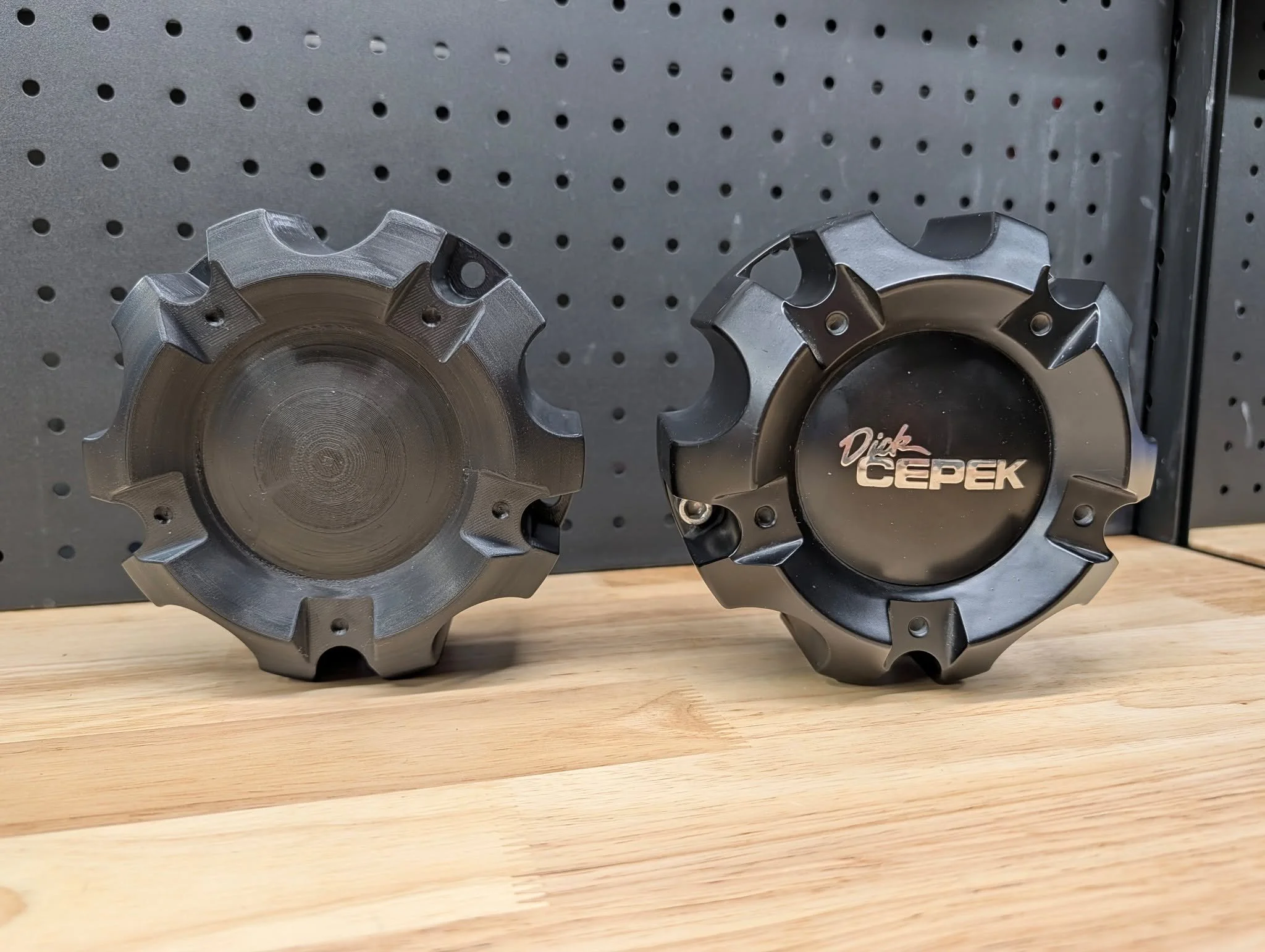 Cracked centre cap? No replacements online? No problem. 🚗💨

A client brought us this busted centre cap&mdash;the crucial mounting clip that connects it directly to the rim was cracked in two places.

Joel reverse-engineered the entire part in CAD, 