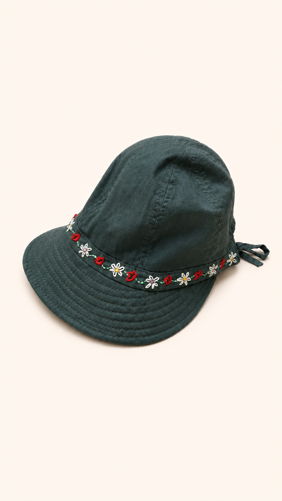 Lilla Vi Hand-Embroidered linen daisy chain hat 3-4 years
