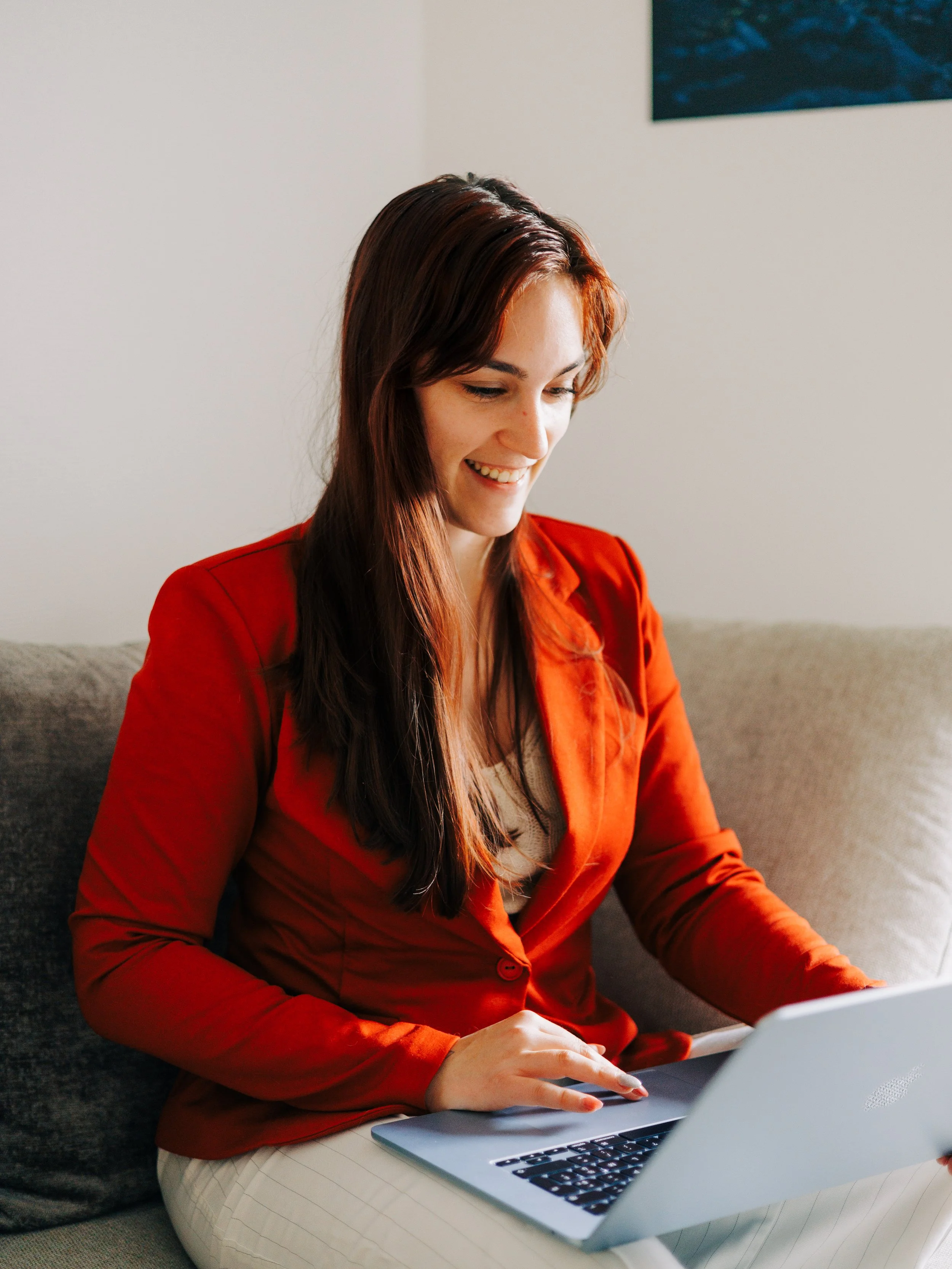 Photo de Lysa Lagonotte, graphiste indépendante sur Annecy.