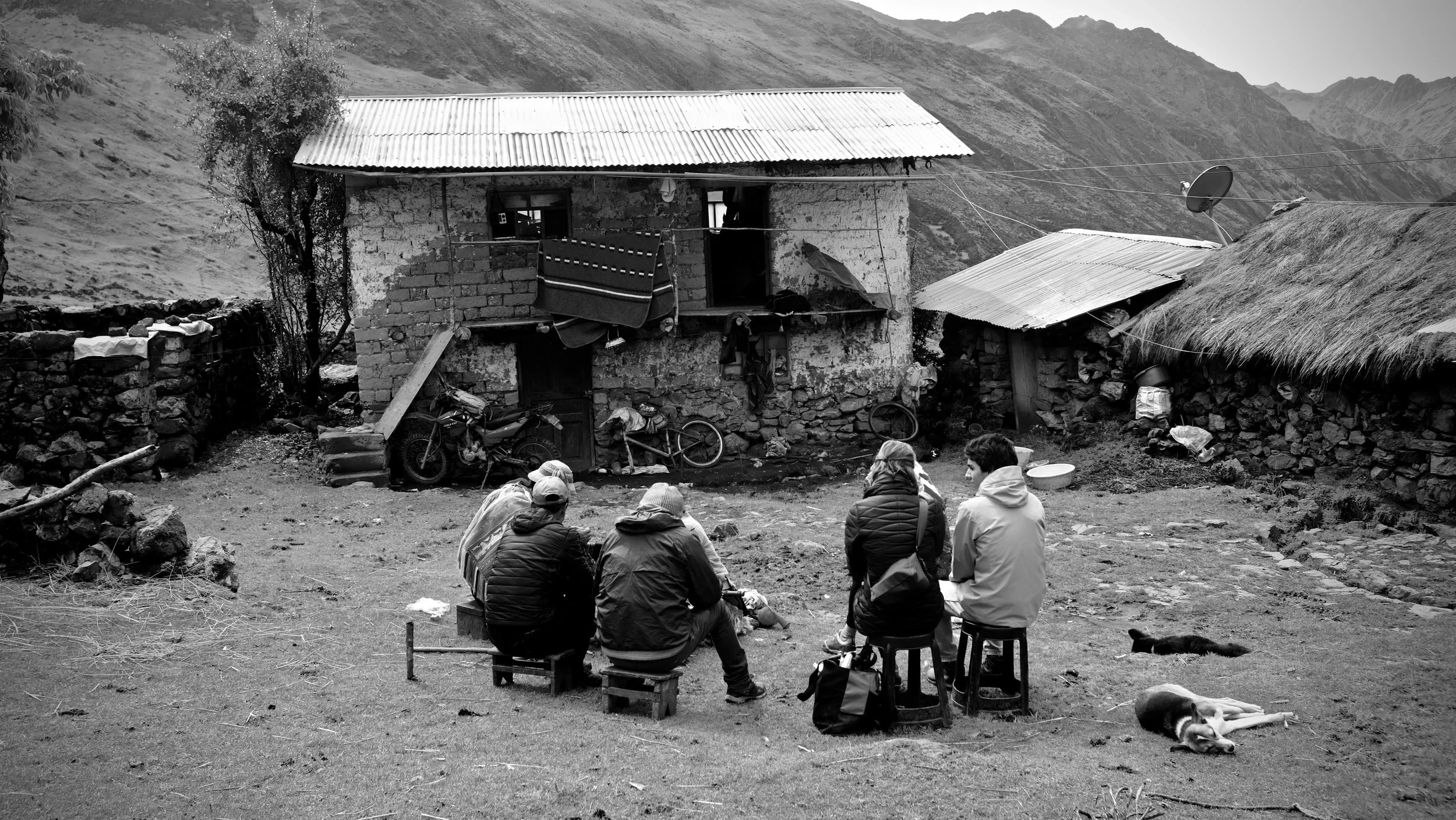 Taking advantage of the warm weather in Cuncani.