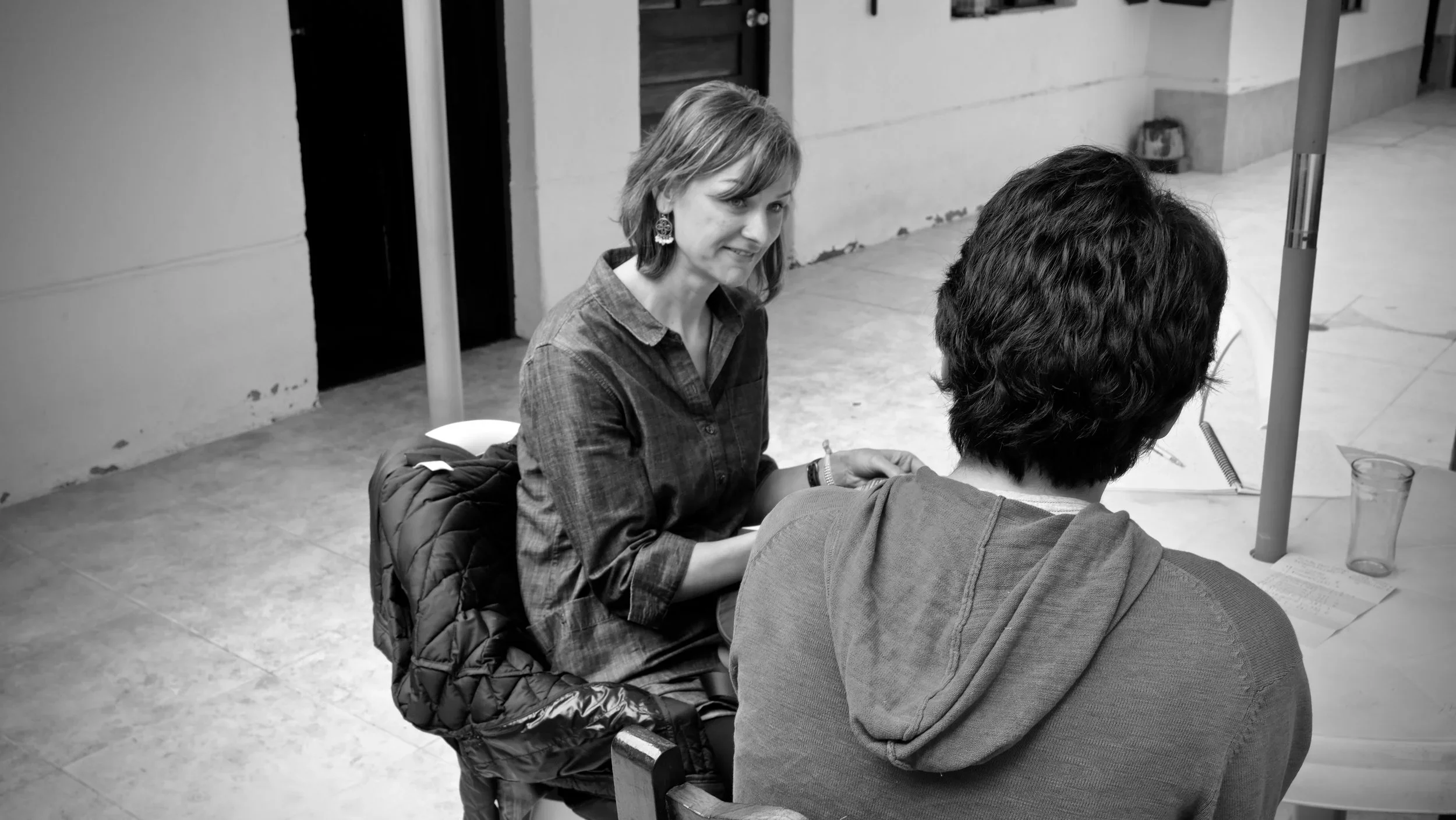 Dr. Tatum Simonson shares a moment with Jacomo.