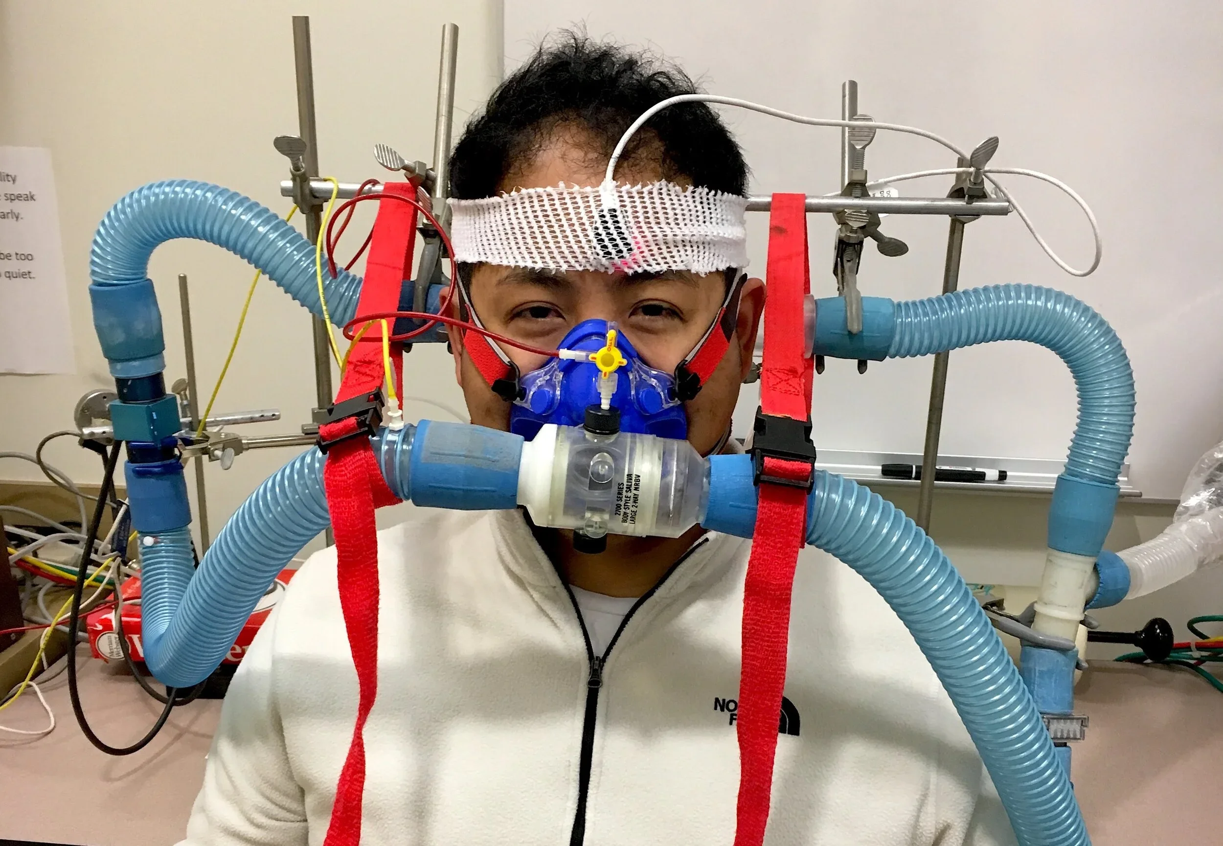 A Tibetan volunteer undergoes the HVR protocol at the University of Utah.