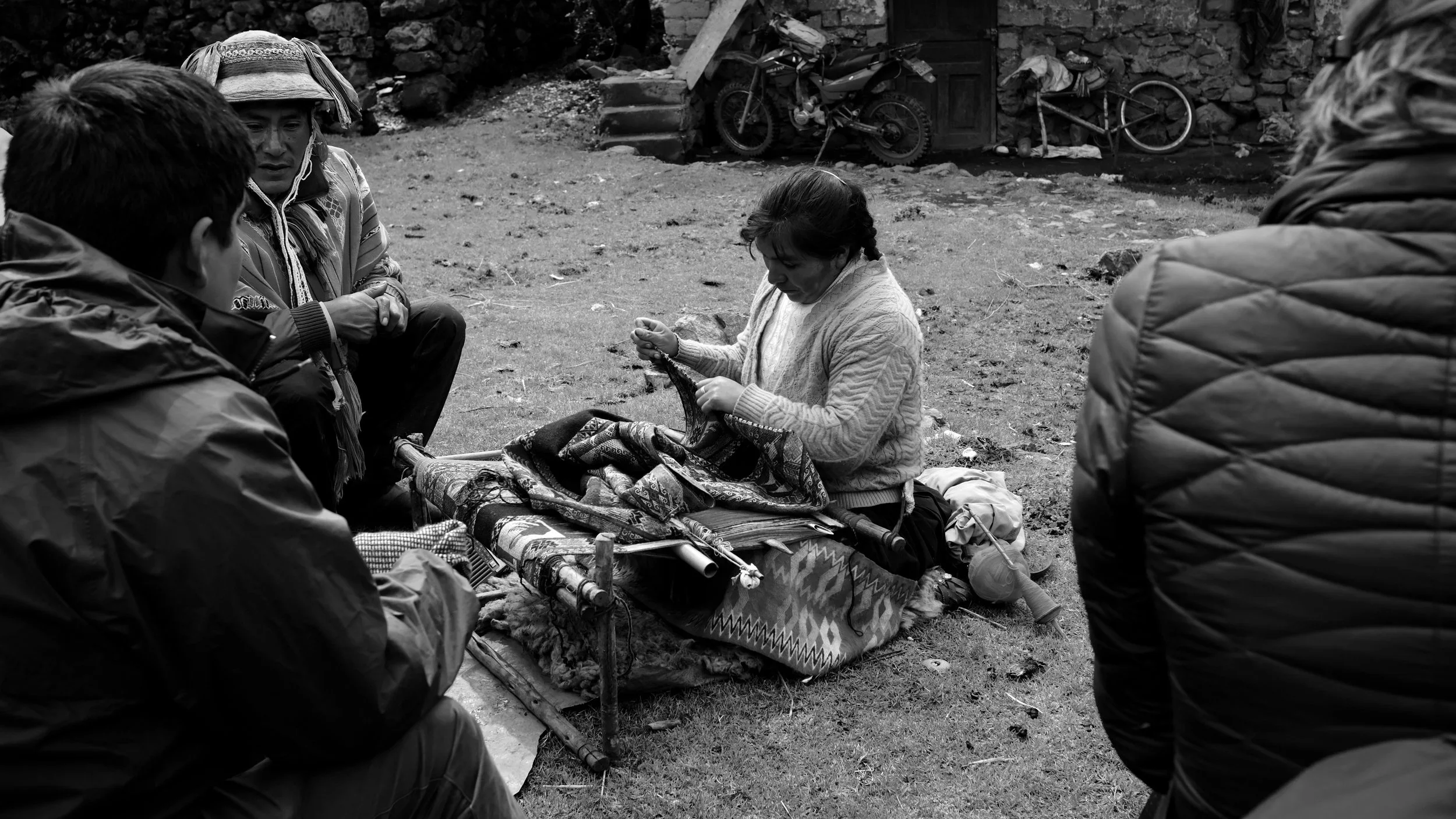 Ricartina maintained an intense focus on her work during our visit, only looking up when asked questions about her trade.