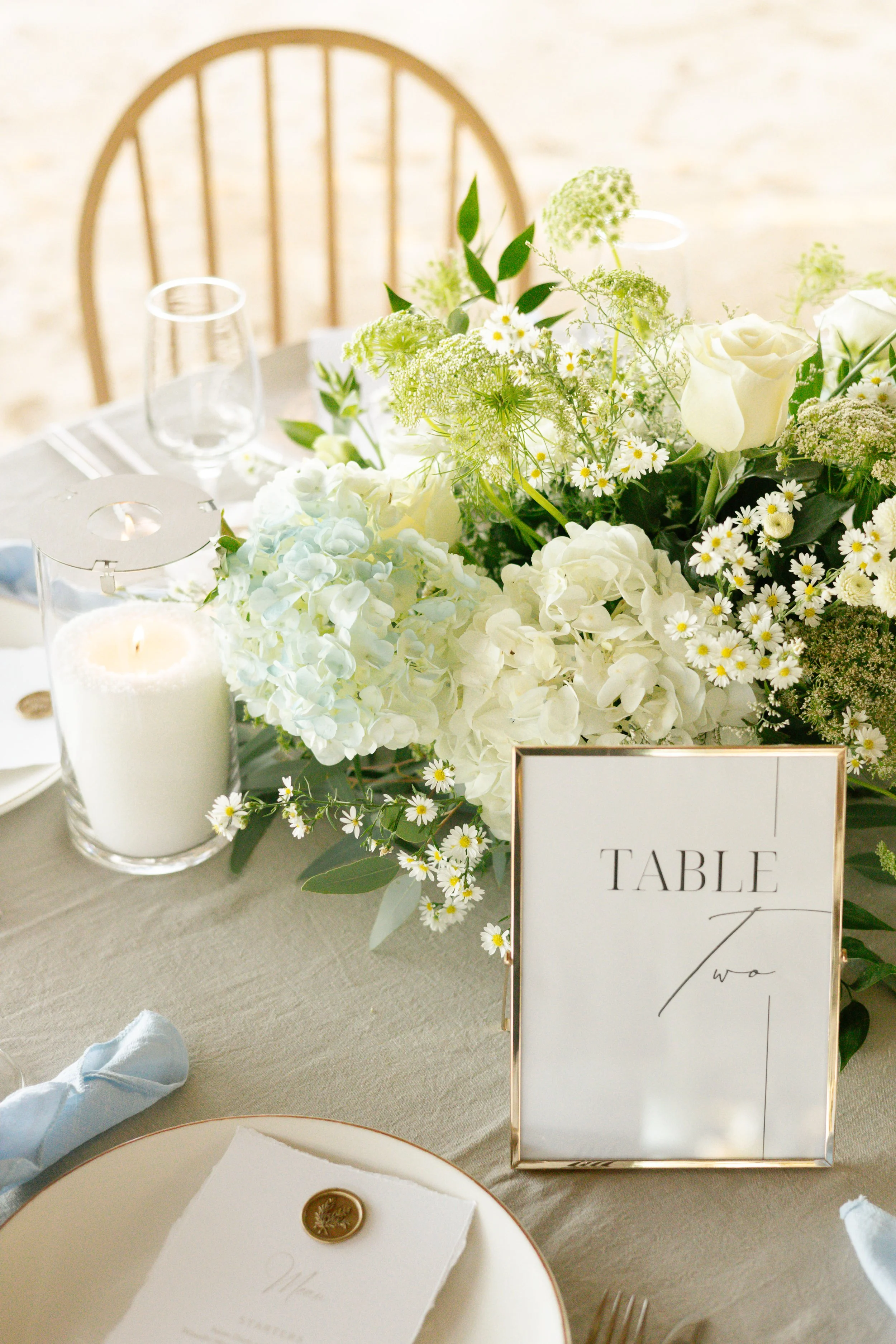 Pearl Candle on a wedding table