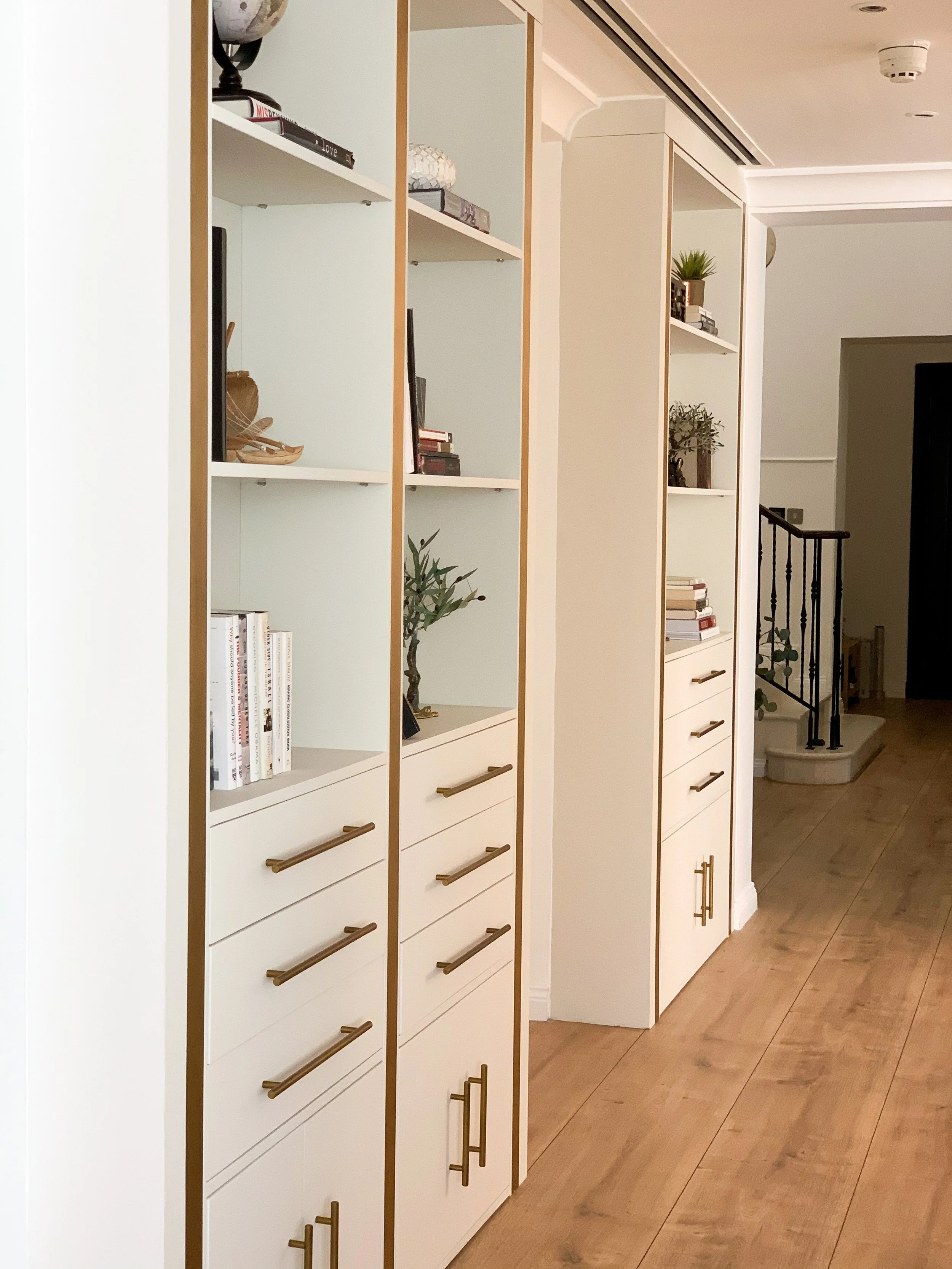 RashaGhazaleh_bespokewoodshelving