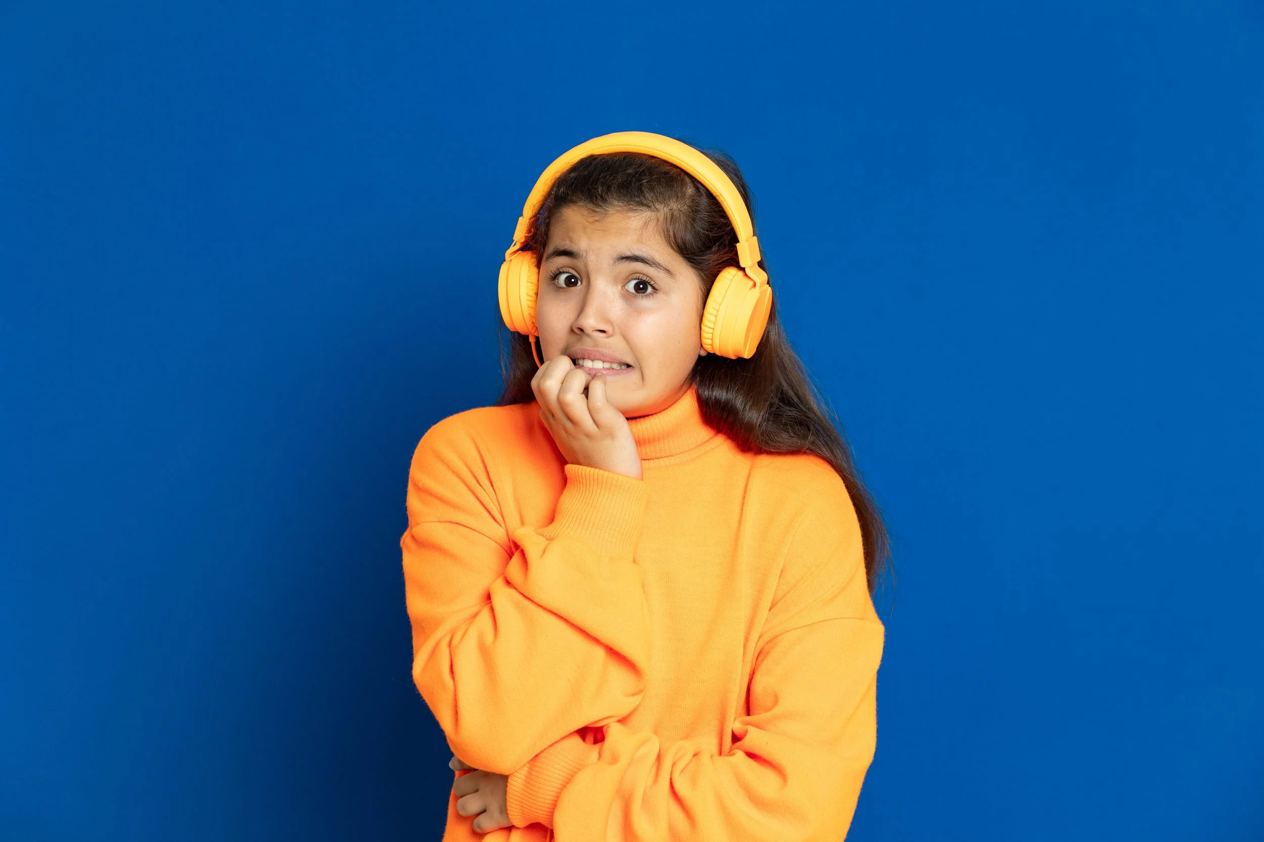 Anxious girl before BreinBaas