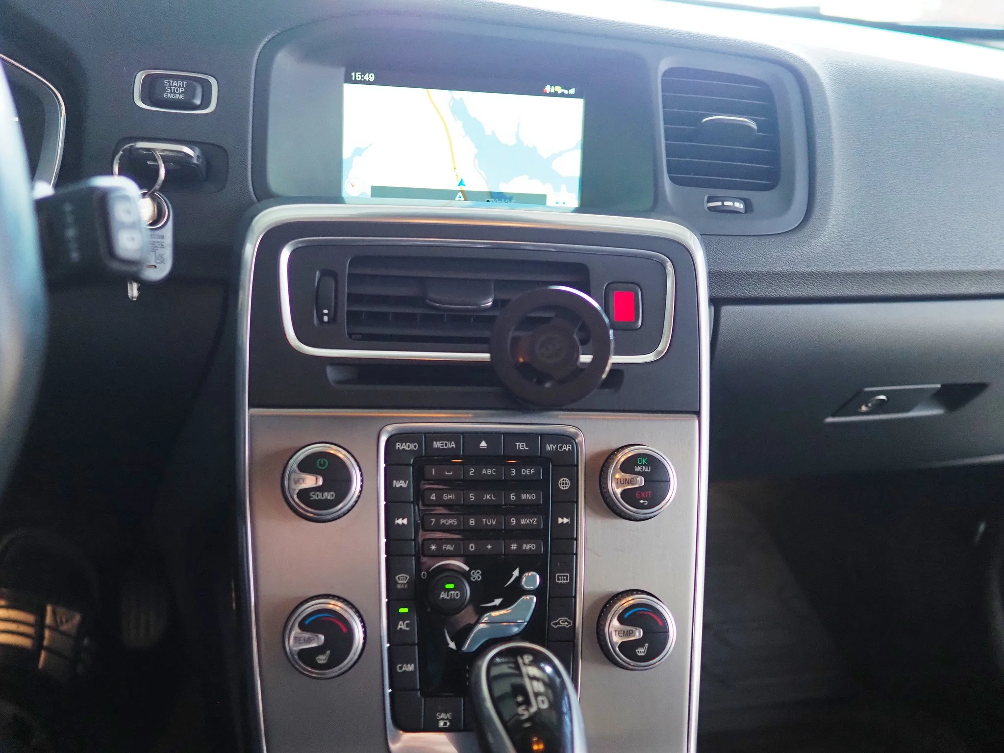 Volvo V60 D5 Hybrid   copy18_DxO