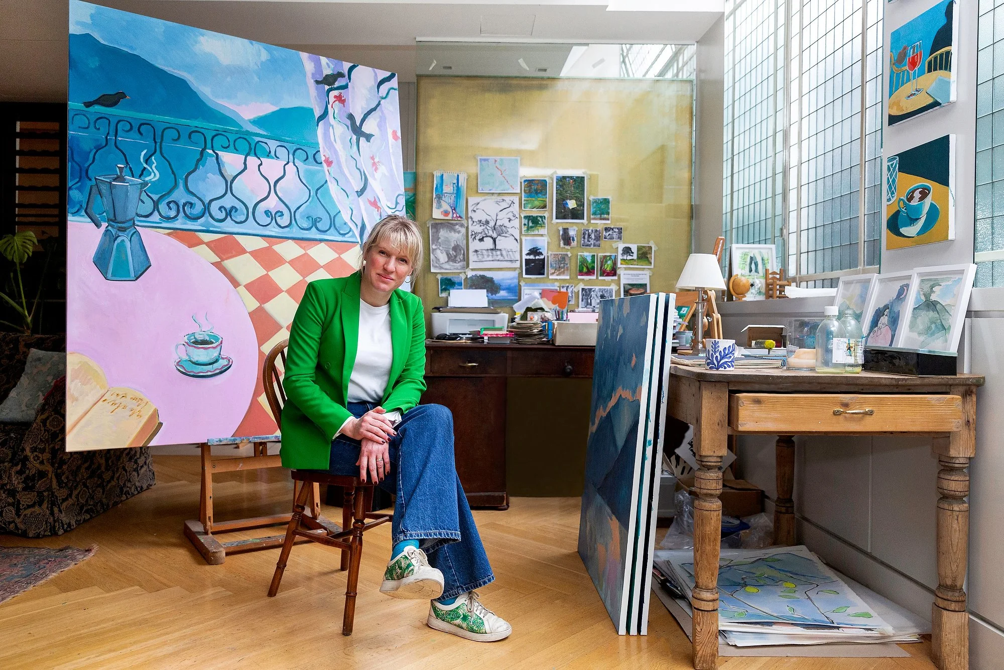 Art and Artist photography by London Photographer. Detailed, reportage, Portrait Photography. Artist Portrait. Art in situ, gallery Photographer. Editorial. Website, Storytelling, social media, content, PR, Press, Marketing, Painting, sculptures, fin