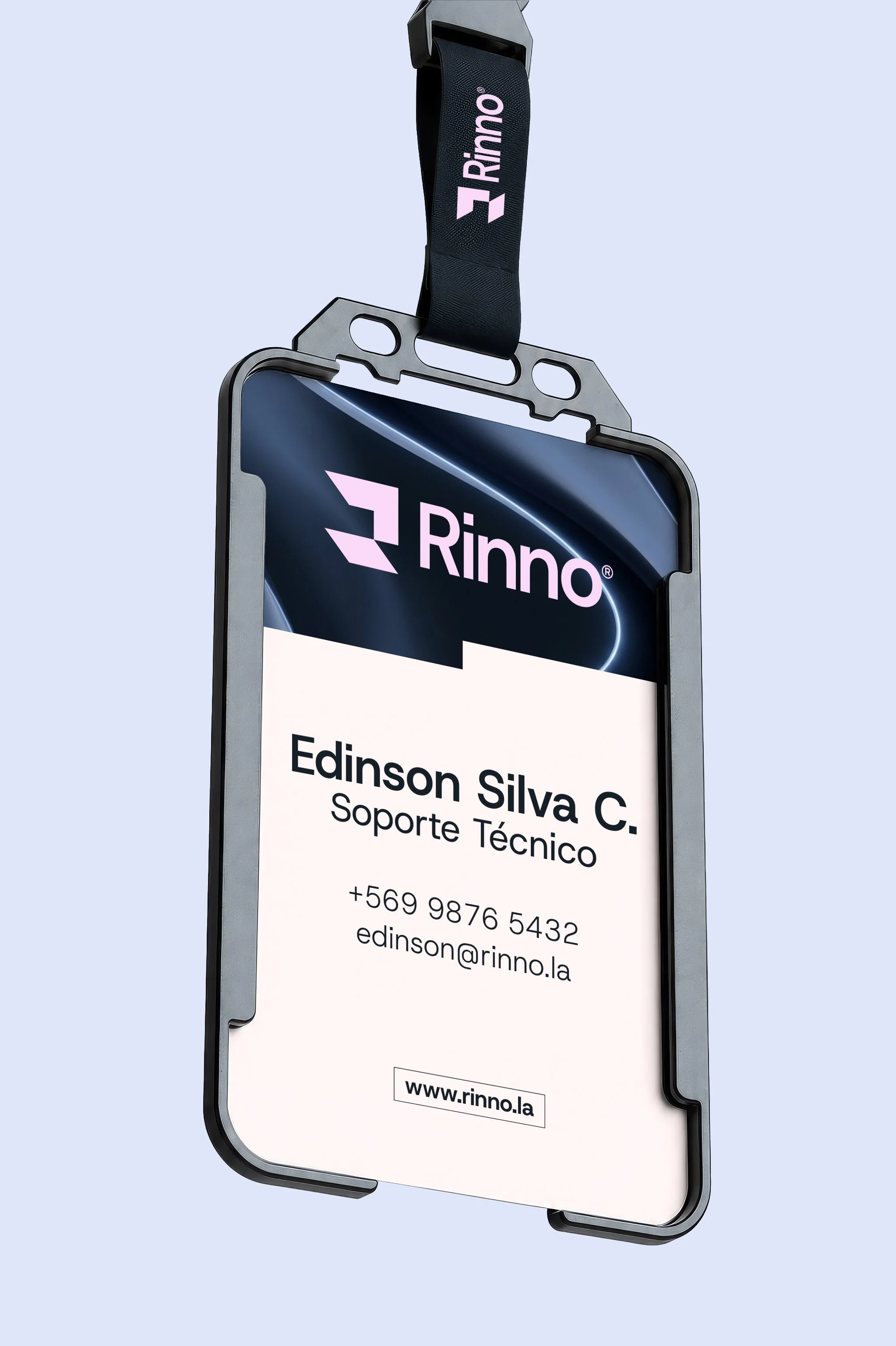 Tarjeta de presentación enmarcada con un soporte técnico, que tiene un teléfono, correo electrónico y dirección web, y la marca Rinno en la parte superior.