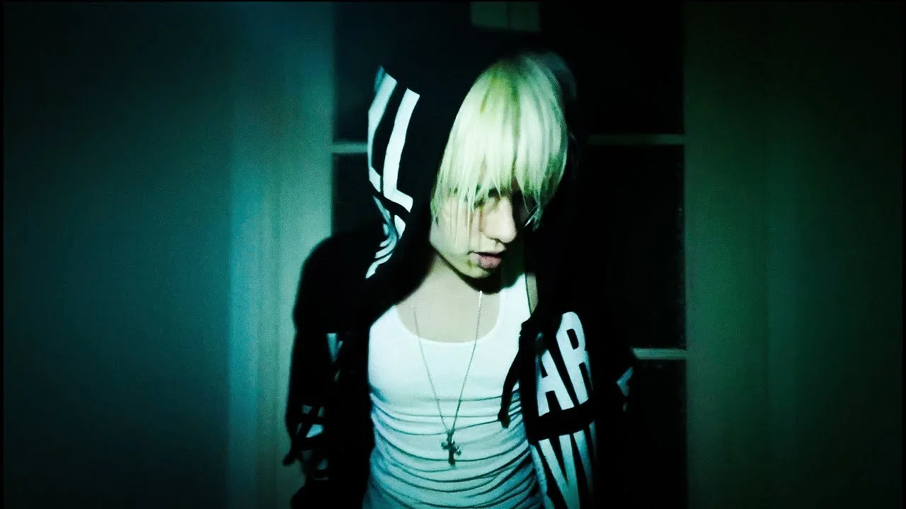 HYDE (OFFICIAL VISUALIZER)