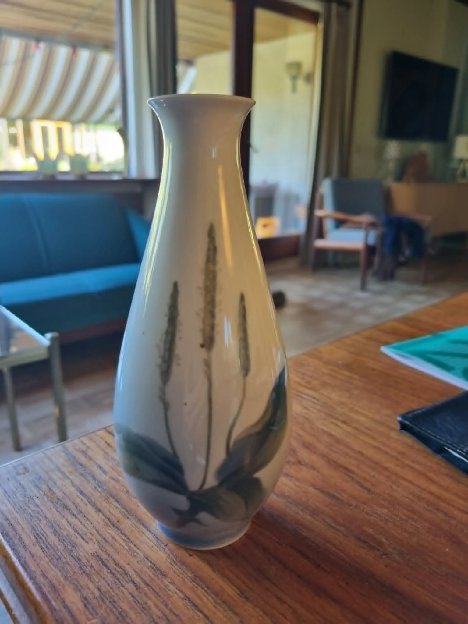 RC vase art nouveau.jpeg