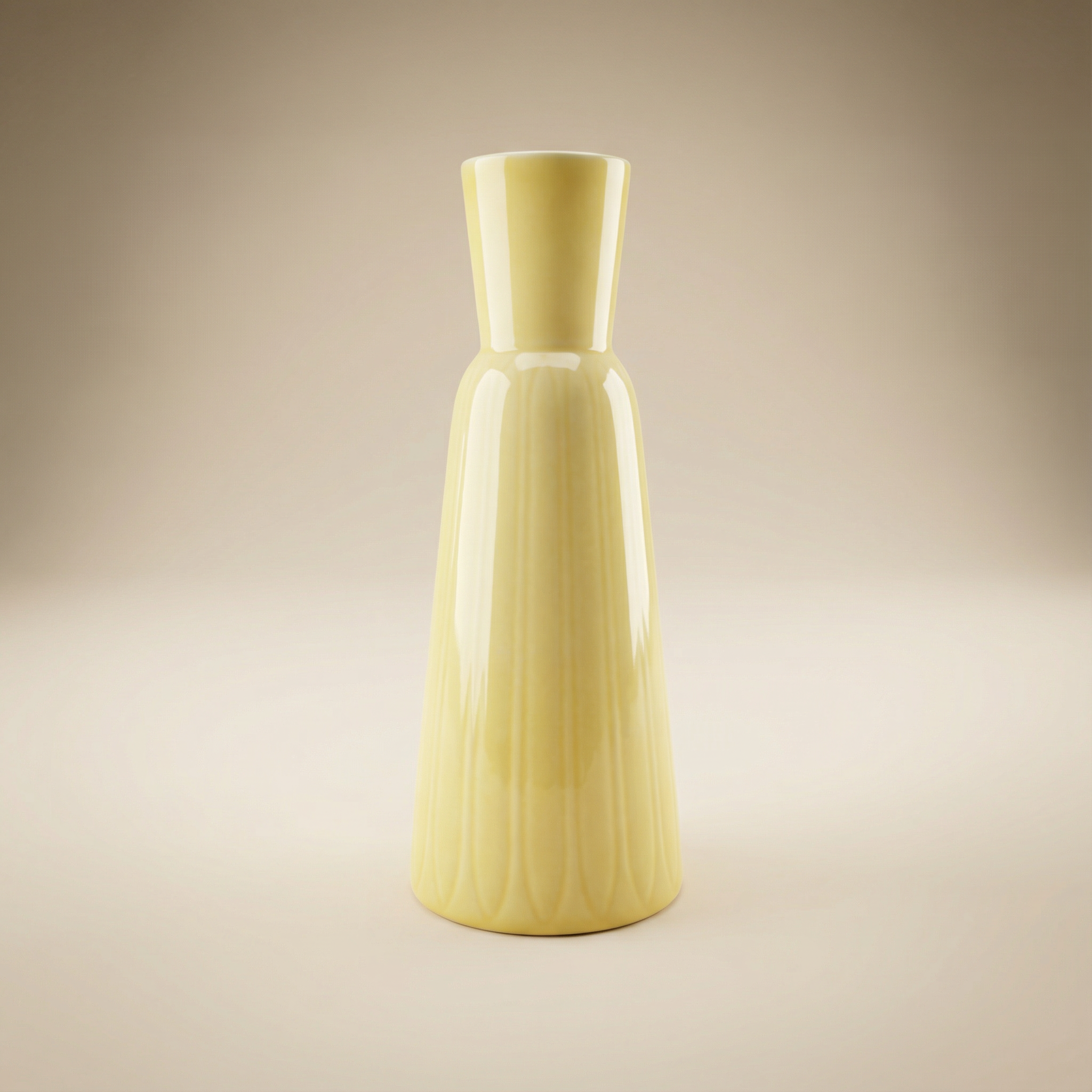 A touch of lemon from Rørstrand. Sweden.