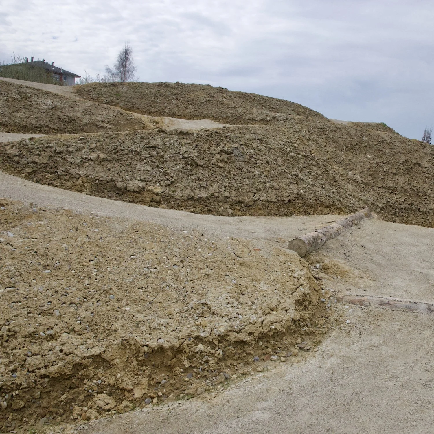 Es ist ein Ausschnitt aus dem Spitzkehrentrail des Skillup zu sehen.