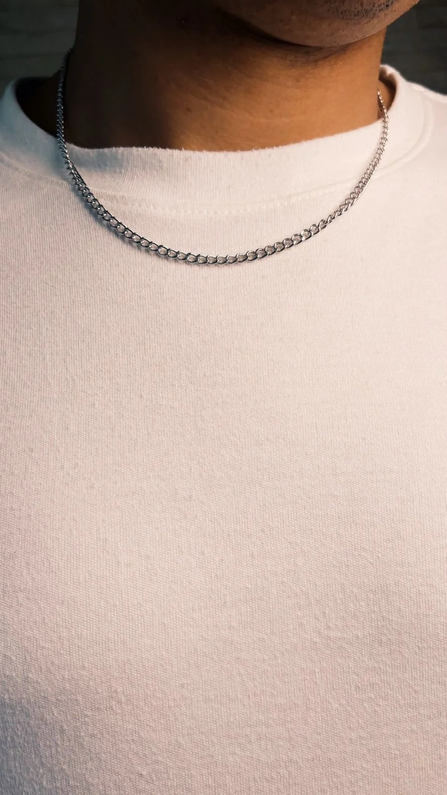 Colar Prateado Elegância