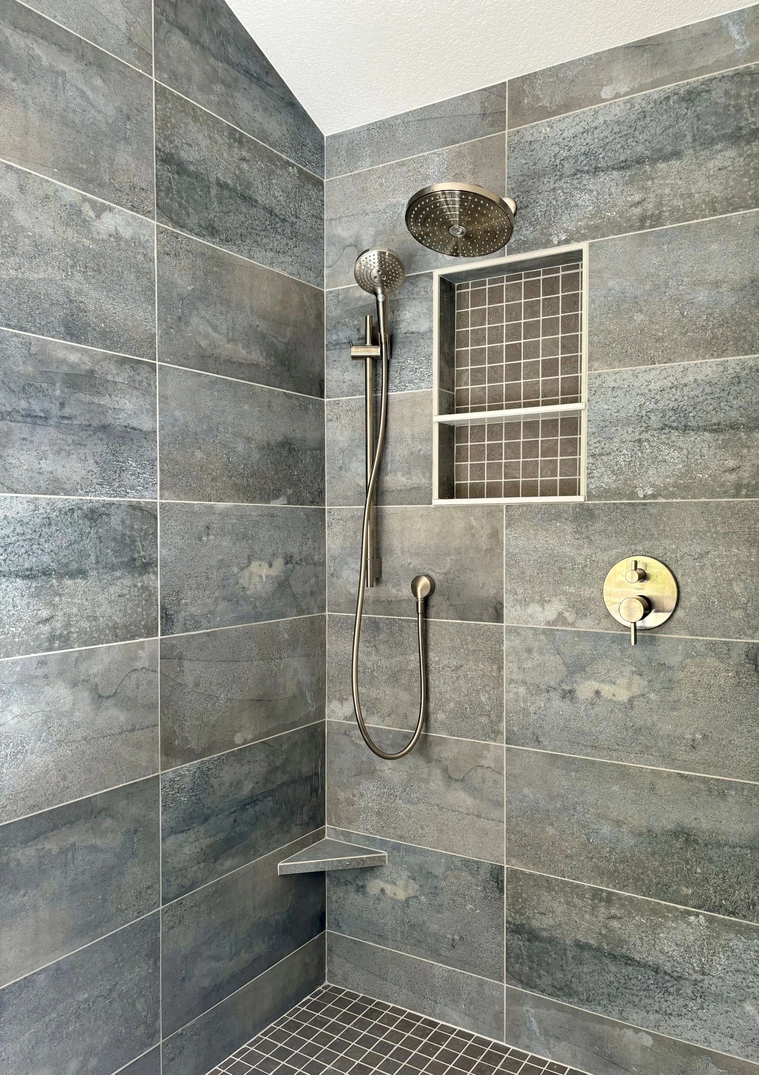 Stormy Tile Shower, Two Shelf Niche and Shaving Shelf.jpg