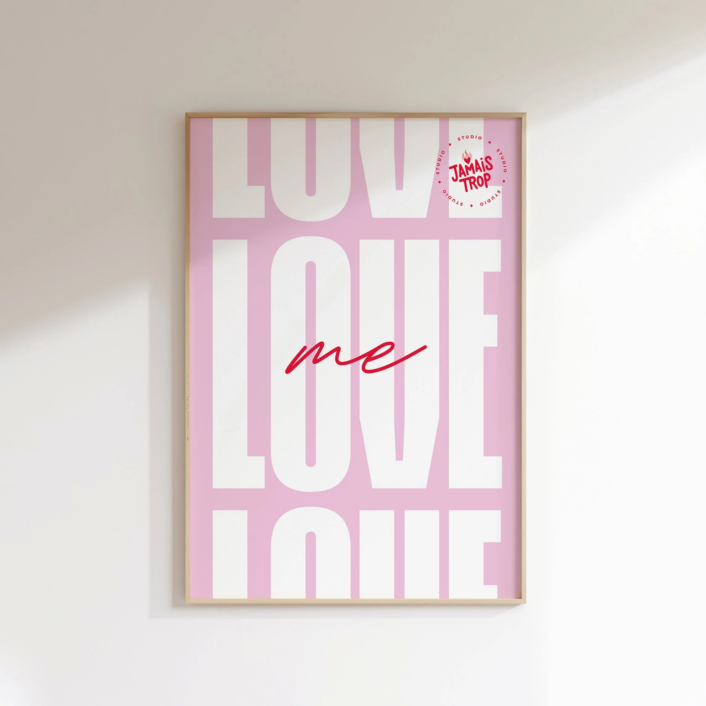 Affiche  •  Love Me •  Rose & Rouge