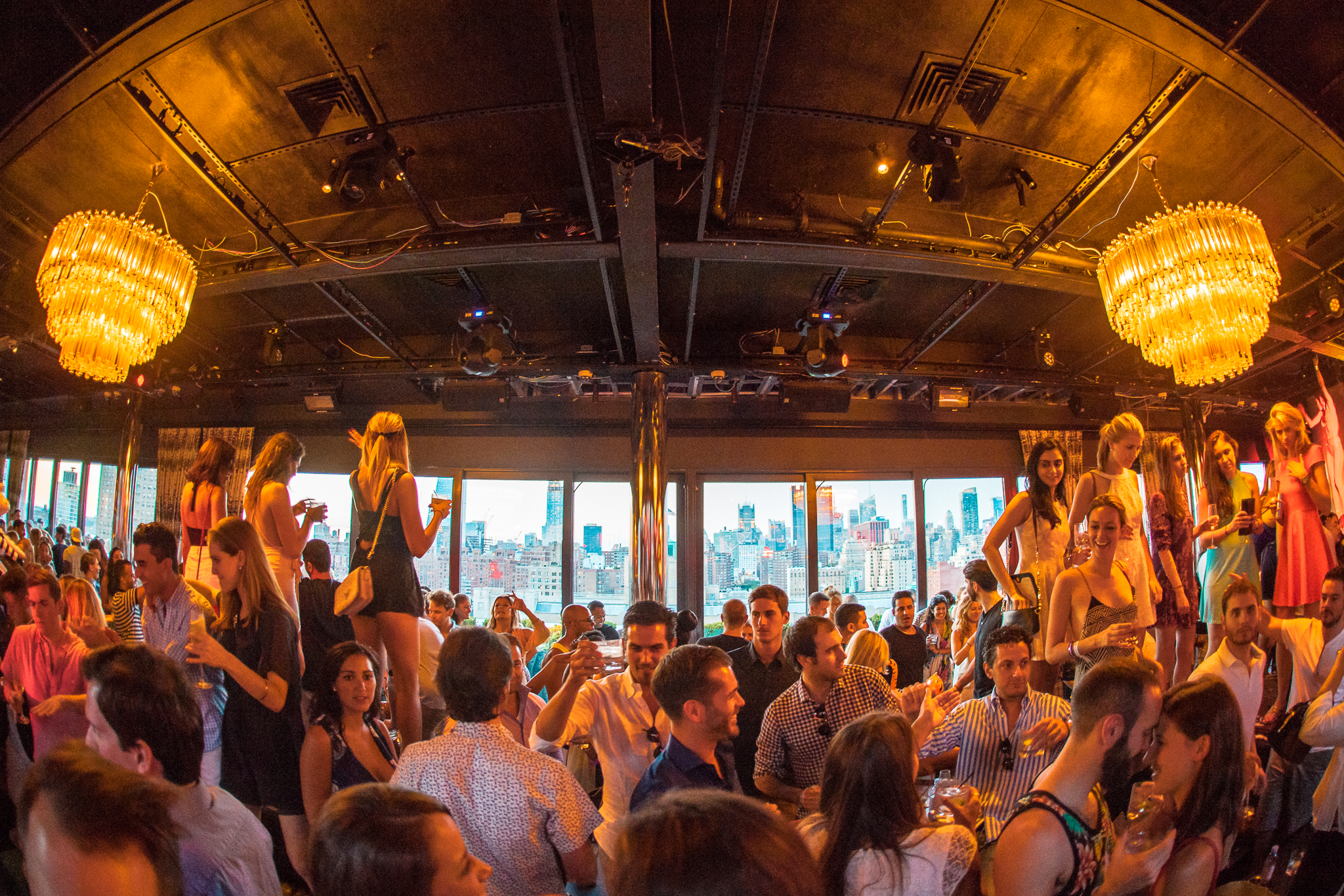 072316 Sunset Saturdays PHD-90 1.png