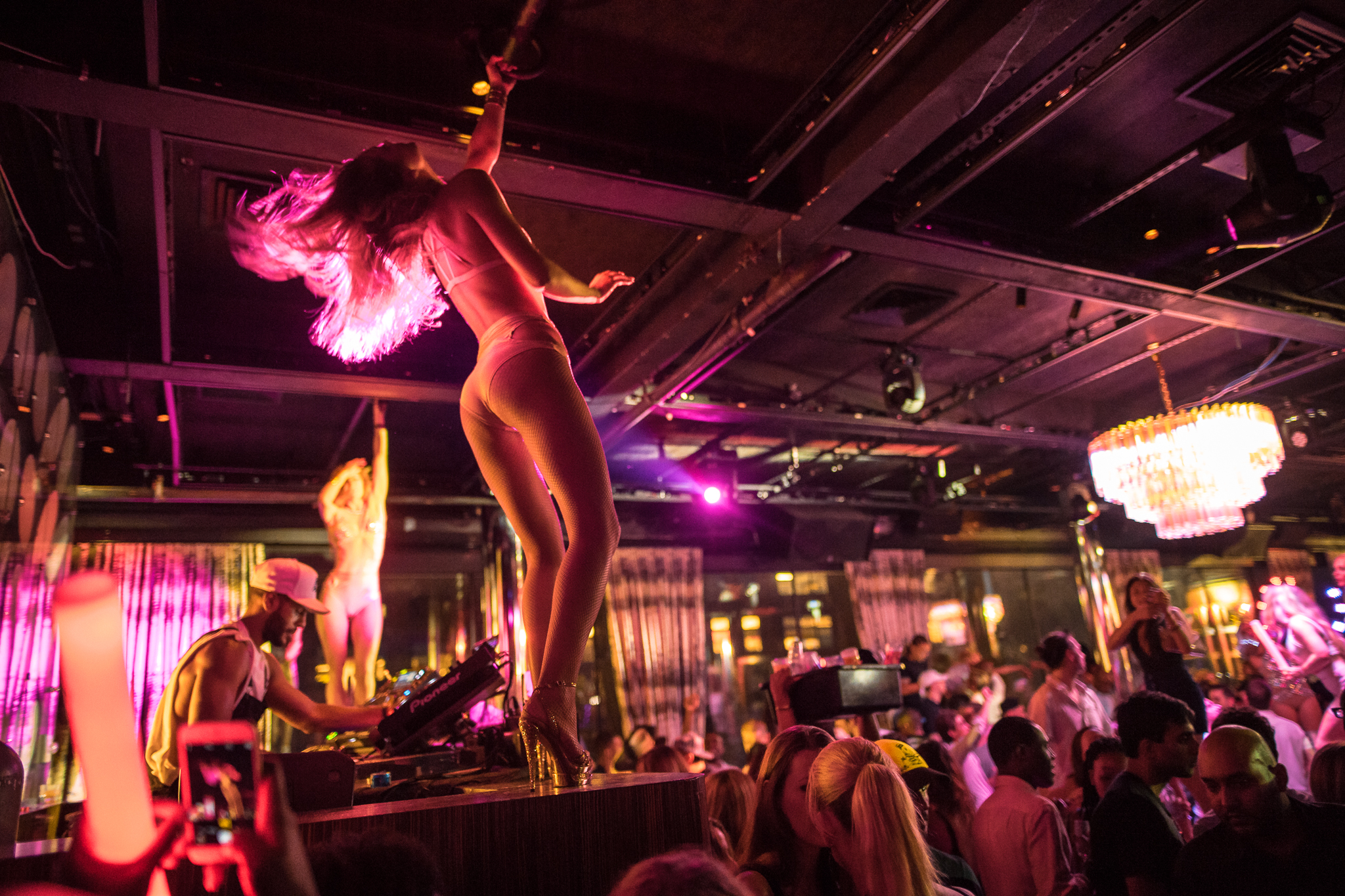 072316 Sunset Saturdays PHD-122 1.png