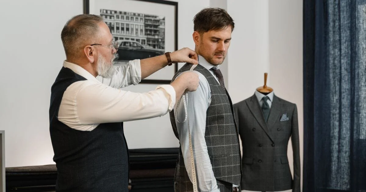 How to Be Measured for a Suit (And Why It Matters in Sales)