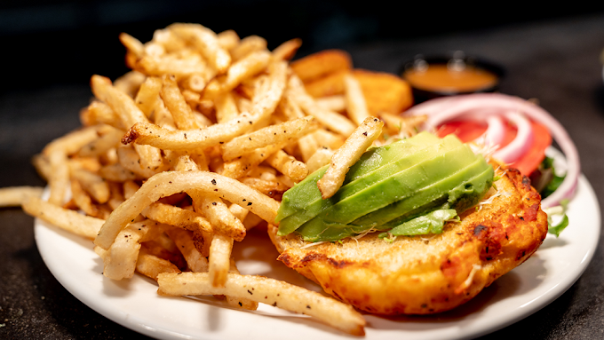 Mid City Grill