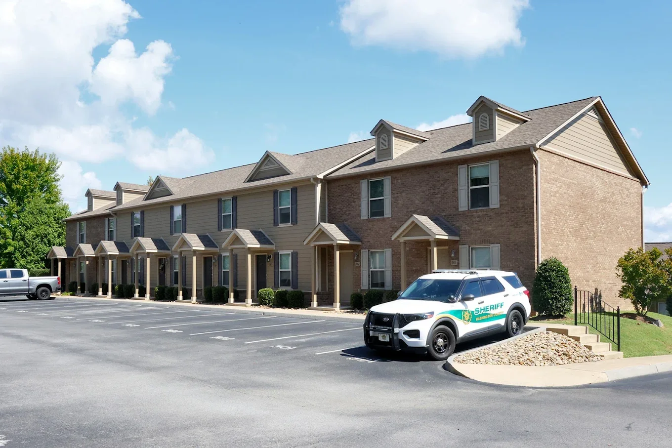 People's Street Condos