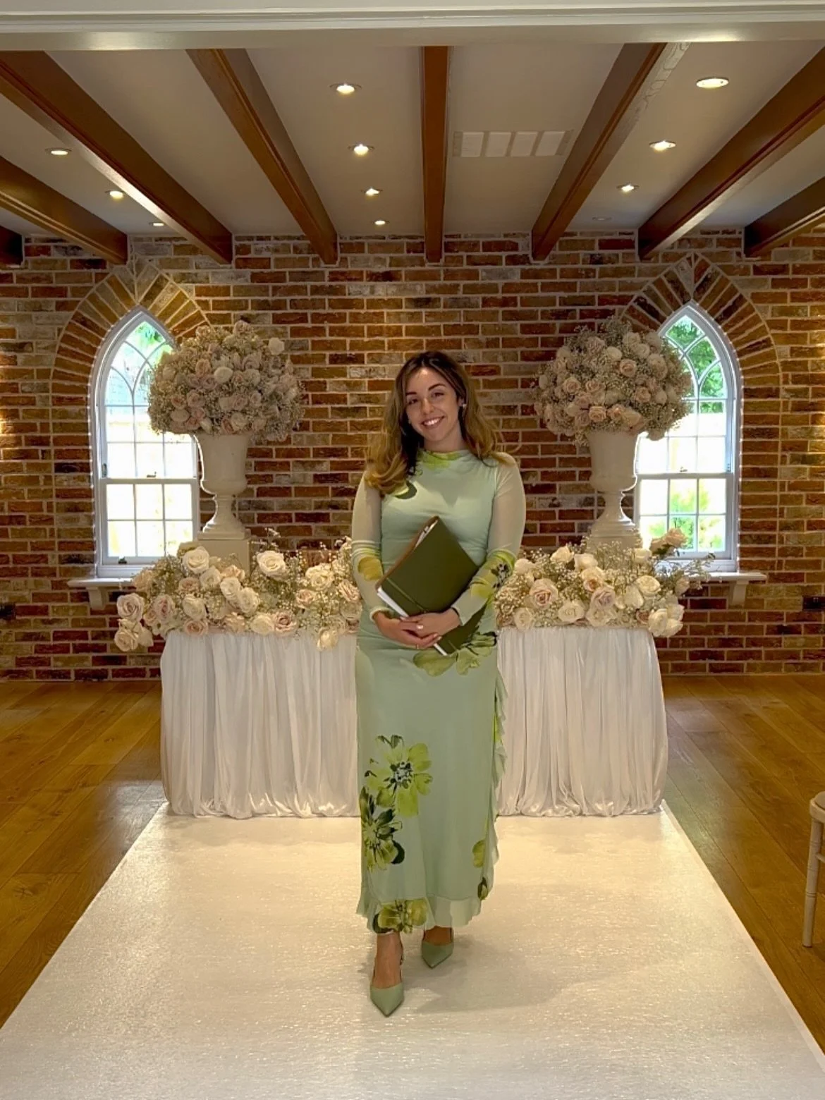 What a gorgeous day celebrating H&uuml;lya and Danny✨

Cannot wait to share more of this day but for now I&rsquo;ll share the gorgeous backdrop of The Copper Room at @mulberryhousehotel where we had the ceremony 💒

What a perfect day- congratulation